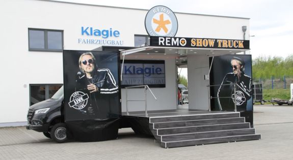 Musiker Remo setzt auf hochwertige Qualitätsfahrzeuge von Klagie Fahrzeugbau.