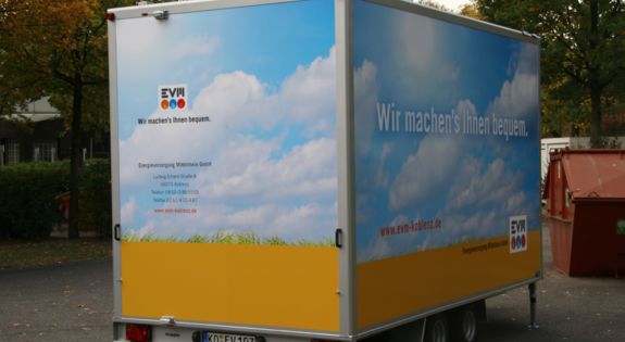 Der Promotionanhänger von "EVM" ist für Messen, Roadshows und Kundenpräsentationen einsetzbar.