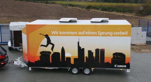 Der Promotionanhänger von "Canon" ist für Messen, Roadshows und Kundenpräsentationen einsetzbar.