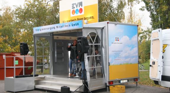 Der Promotionanhänger von "EVM" ist für Messen, Roadshows und Kundenpräsentationen einsetzbar.