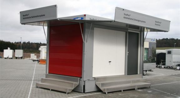Der Promotionanhänger von "Novoferm" ist für Messen, Roadshows und Kundenpräsentationen einsetzbar.