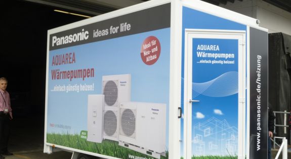 Der Promotionanhänger von "Panasonic" ist für Messen, Roadshows und Kundenpräsentationen einsetzbar.