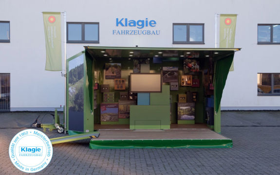 Promotionanhänger für das „UNESCO-Biosphärenreservat Rhön“ ist für Messen, Roadshows und Präsentationen einsetzbar.