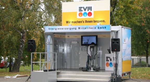 Der Promotionanhänger von "EVM" ist für Messen, Roadshows und Kundenpräsentationen einsetzbar.